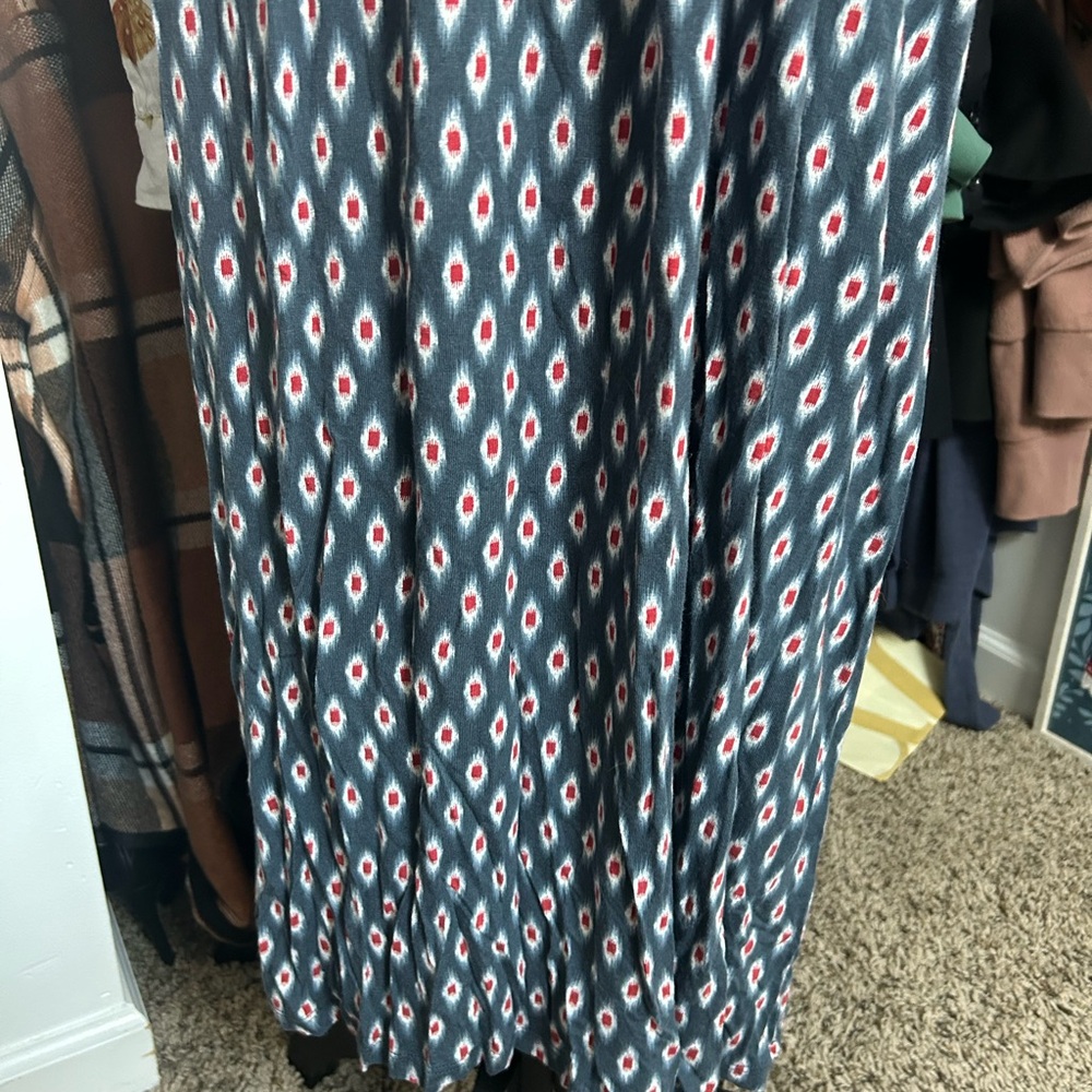 LOFT Navy and Red Patterned dress- MP - Picture 7 of 9